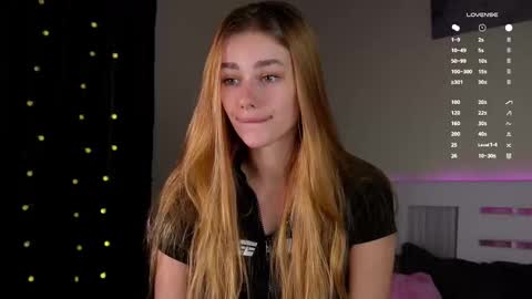 Tessa online show from October 1, 11:14 pm