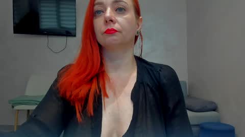 Emiliana online show from April 20, 11:57 am