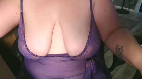 emilie foxx online show from May 14, 3:21 pm