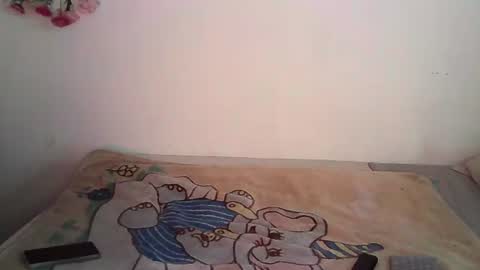 emiliejoy online show from June 23, 7:49 am