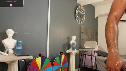 Emilio online show from April 4, 2:02 pm