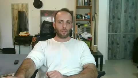 EmilioZem8 online show from January 4, 12:27 pm