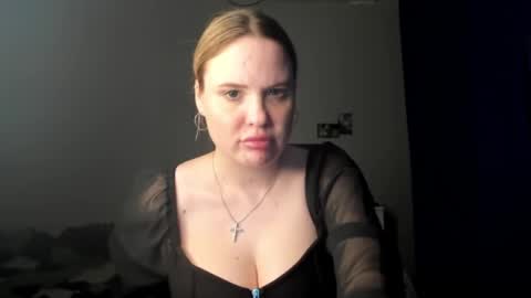 Emilli online show from March 9, 11:14 pm