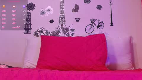 emilly_smiithh online show from November 20, 1:15 am