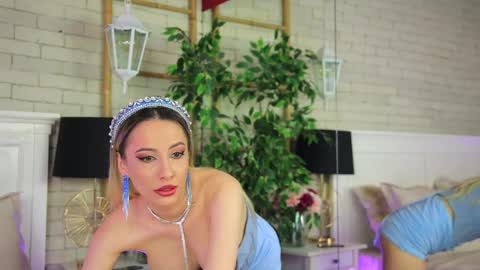 EMMA online show from April 8, 7:39 pm