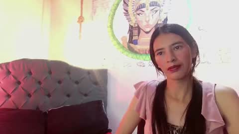 emily___rouse online show from June 26, 5:13 am