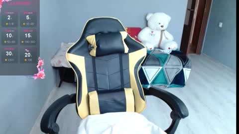 Emily 3 online show from September 25, 1:56 am