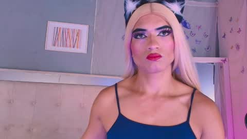 emily_castillo1_ online show from April 9, 5:55 am