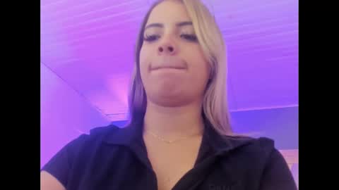 Emily online show from October 6, 11:06 am