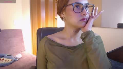 emily fox 3 online show from October 3, 3:15 am