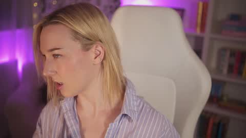 Em -  online show from January 19, 9:55 pm