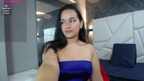 Emily  online show from June 29, 11:43 am