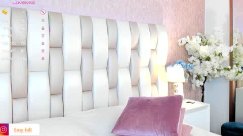 EMILY   Monday 5-2 am From Tuesday to Friday5-1 am Colombia time online show from February 6, 4:21 am