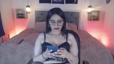 E M I L Y  online show from October 8, 3:18 pm