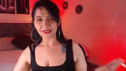 E M I L Y  online show from November 19, 4:50 pm