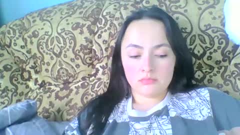 Snapshot of emily_morning_dew chatting on February 19, 2:44 pm emily_morning_dew online show from February 19, 2:44 pm