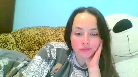 Snapshot of emily_morning_dew chatting on February 18, 8:47 pm emily_morning_dew online show from February 18, 8:47 pm