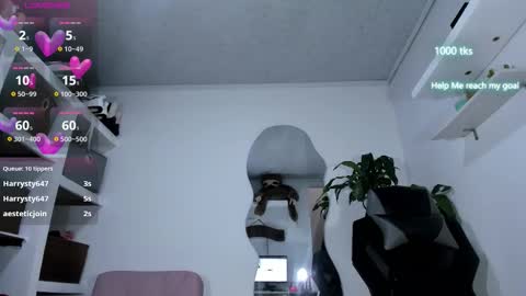 emily_palmeer online show from September 28, 11:19 am