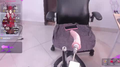 Emily online show from April 3, 8:38 pm