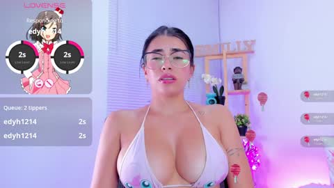 Emily online show from January 12, 11:15 pm