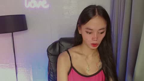emily_sexyslut online show from December 21, 5:40 pm