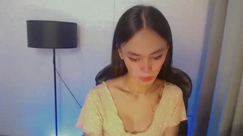 emily_sexyslut online show from December 4, 4:15 am