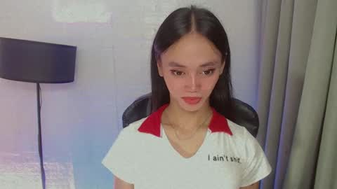 emily_sexyslut online show from December 22, 3:11 pm