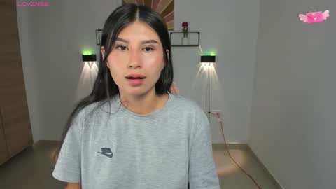 Emi online show from October 6, 9:21 pm