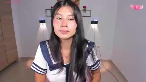 Emi online show from October 12, 5:26 pm