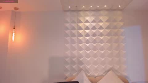 Emily Armstrong online show from January 31, 12:07 pm