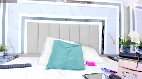 Snapshot of emilyblack_1 chatting on March 6, 1:57 pm Emily online show from March 6, 1:57 pm