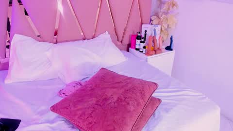 Emily online show from January 13, 11:23 pm