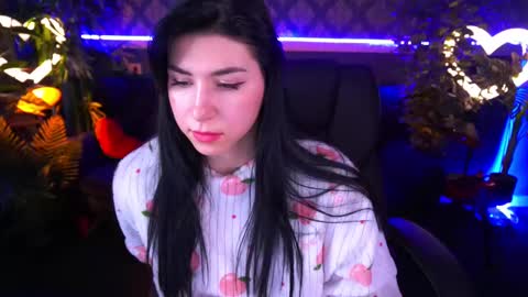 Snapshot of emilycandys chatting on February 27, 10:01 am Emy online show from February 27, 10:01 am