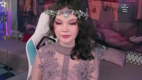 Emilyhaves online show from October 28, 5:03 pm