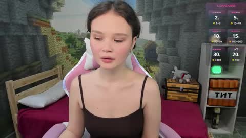 Emilyhaves online show from September 30, 6:51 pm