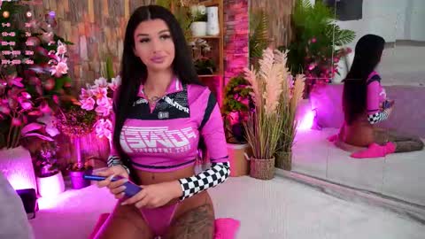 Emily  online show from September 27, 5:21 pm