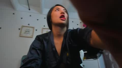 Emily Jang online show from November 5, 5:15 pm