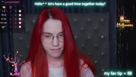 EmilyKents online show from October 18, 2:27 am