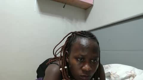 Emilly online show from April 4, 10:39 pm