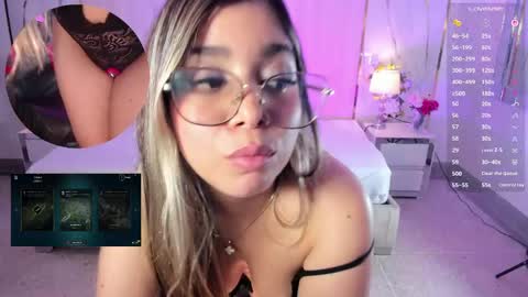 emilyricci_ online show from April 23, 11:06 pm