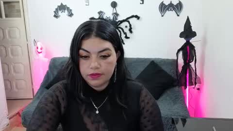 emily  friends online show from October 16, 8:40 pm