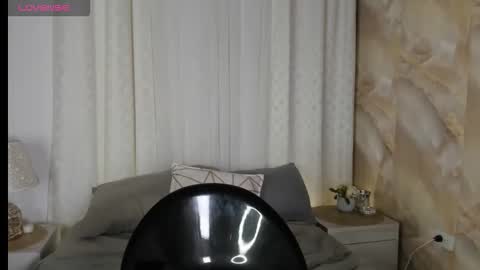 emilyrojas online show from November 14, 12:51 pm