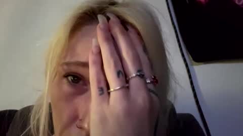 emilywarren296 online show from October 8, 12:44 pm