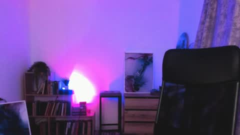 Emily online show from January 14, 8:52 am