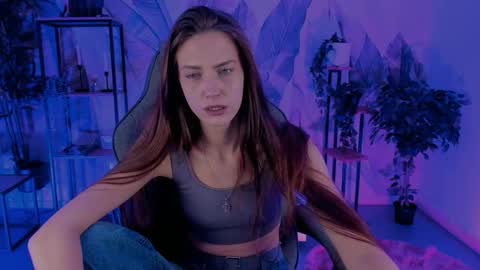 Emily online show from October 11, 8:52 am