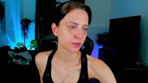 Emily online show from January 19, 8:29 am