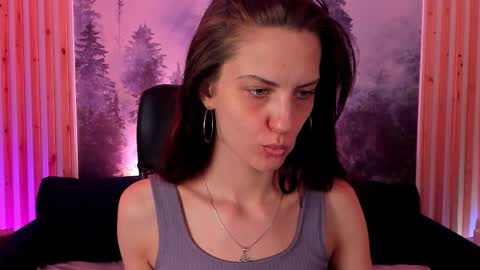 Emily online show from March 10, 11:23 am