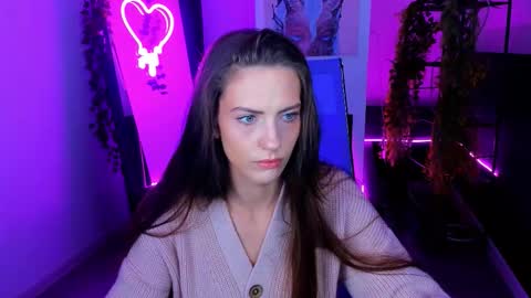 Emily online show from September 15, 7:54 am