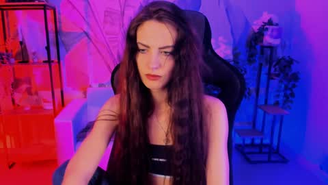 Emily online show from January 30, 8:11 am