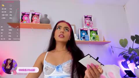 Emily Bank online show from November 5, 8:00 pm